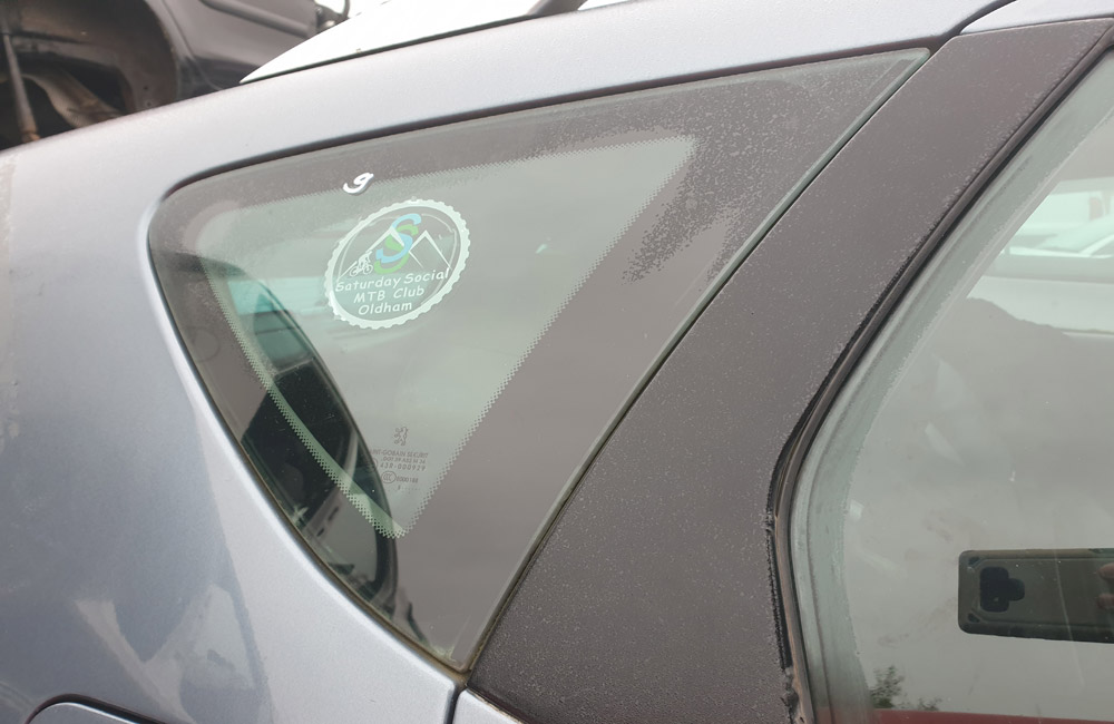 Peugeot 407 Zenith HDI Quarter window glass driver side rear